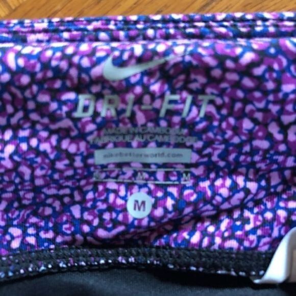 Awesome Nike Dri Fit Athletic Capris Med Excellent Consition - Picture 5 of 5